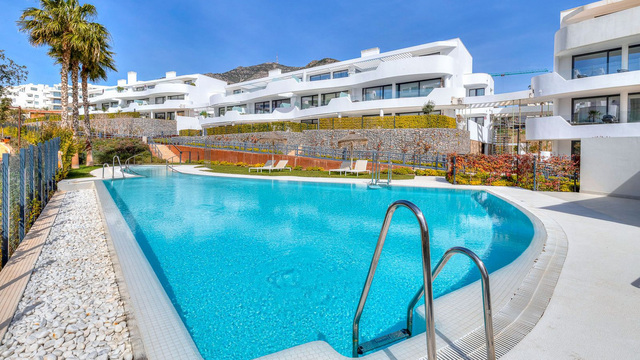 Slunný apartmán v lokalitě Reserva Higuerón West