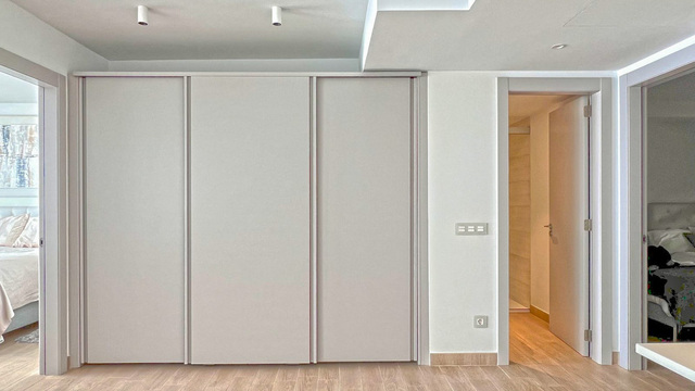 Slunný apartmán ve středním patře v Reserva Higuerón