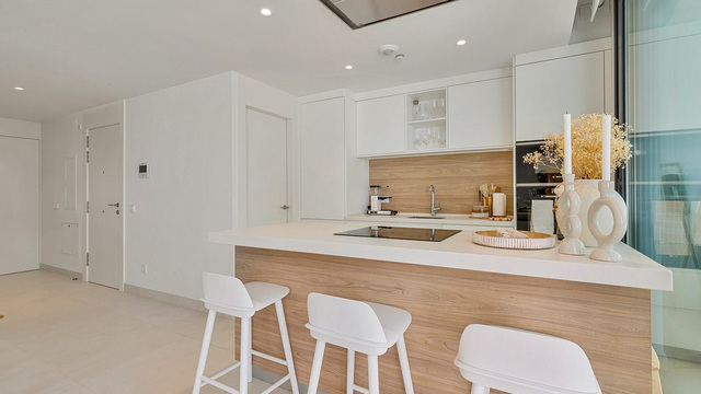 Slunný apartmán v lokalitě Reserva Higuerón West