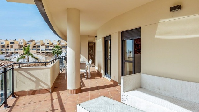 Luxusní apartmán u pláže Cosmo v Esteponě, New Golden Mile