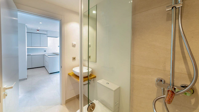 Apartmán ve středním patře s výhledem na pláž Carvajal