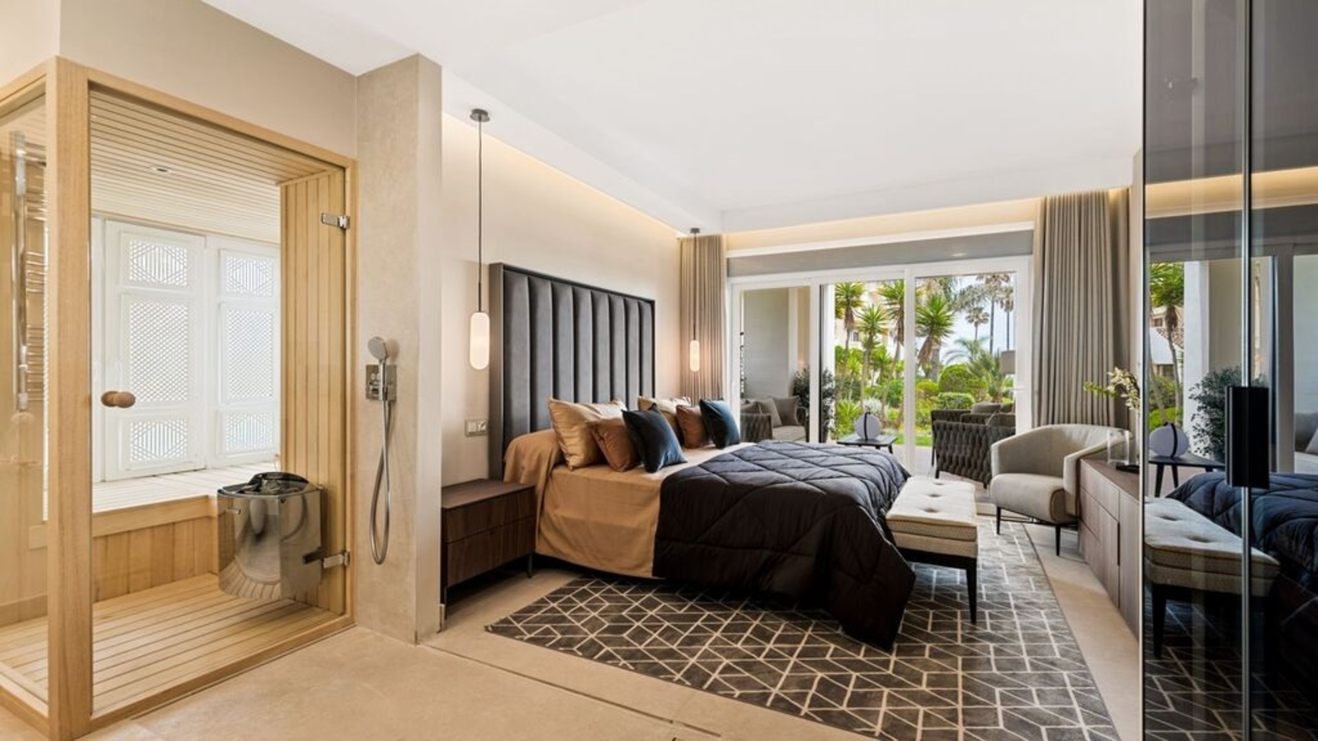 Velký apartmán s přímým vstupem na pláž, Estepona